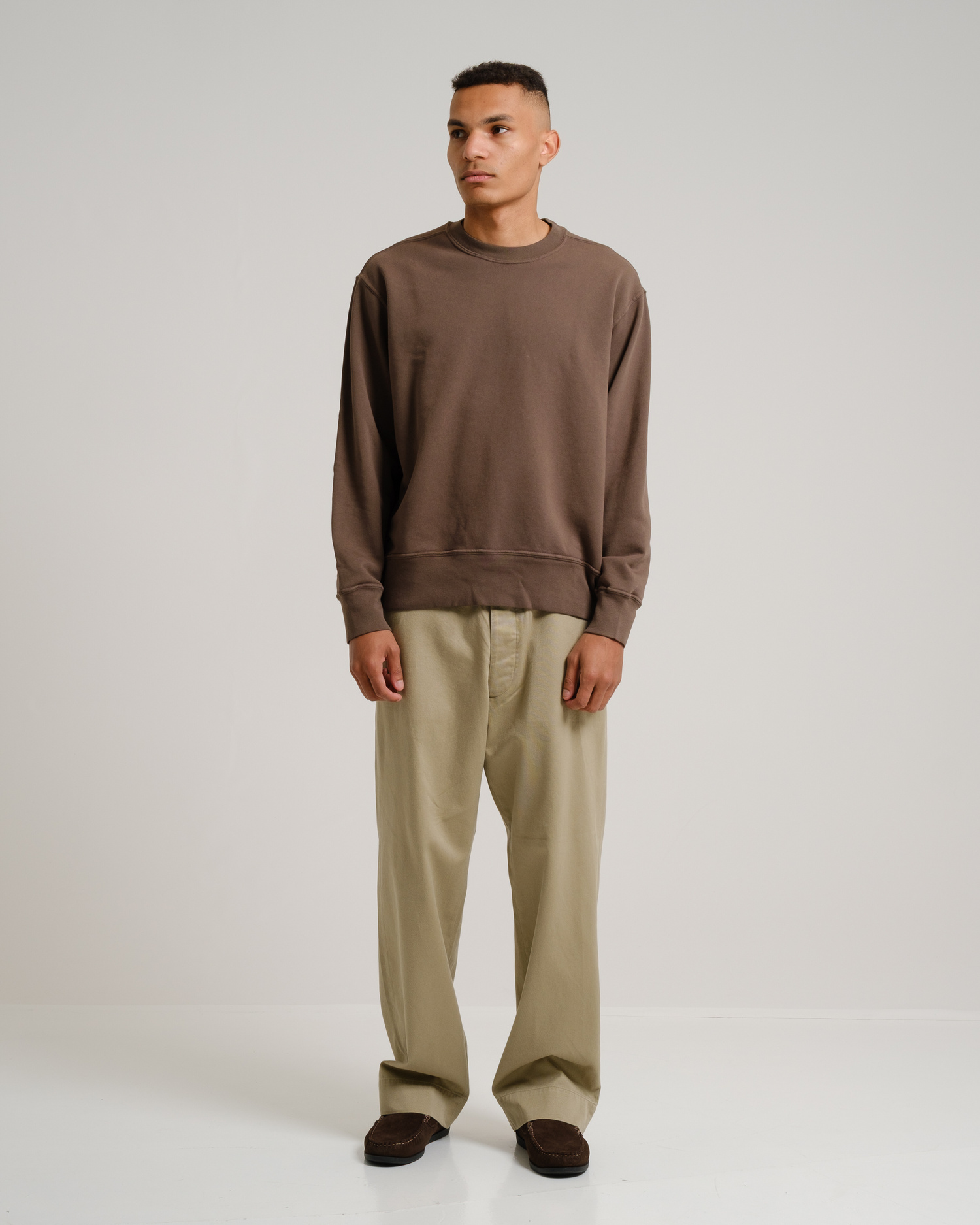 【COMOLI】 Belted Chino pants COMOLI Belted Chino Pants | 大阪心斎橋のメンズ洋服のセレクト