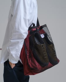 Nitty Gritty® Worldwide 2-Way Sholder Bag - Burgundy