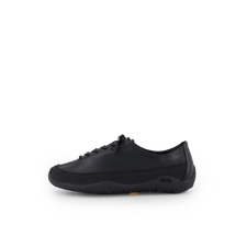 Tarvas                                             Wanderer Leather - Black