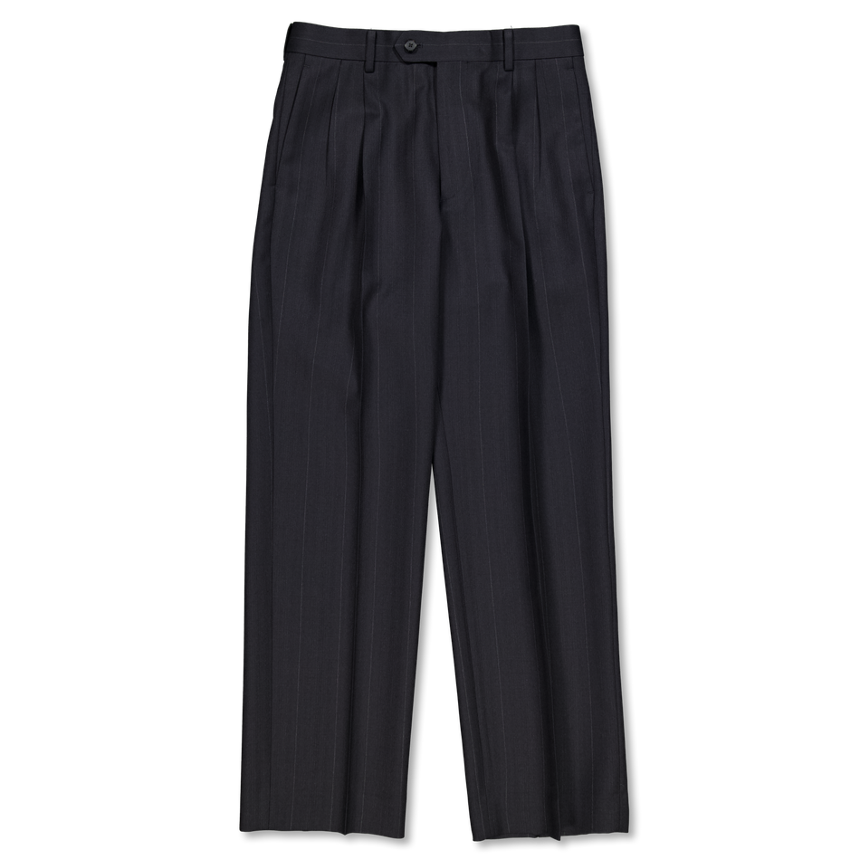 Auralee Bluefaced Wool Two-Tucked Slacks Charcoal Navy | Nitty Gritty